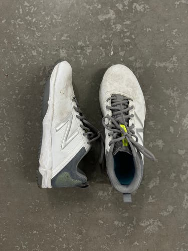 White Unisex Size M 9.0 (W 10.0) Adult New Balance Shoes (Used)