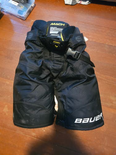 Junior Medium Bauer Supreme Mach Hockey Pants (Used)