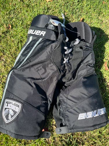 Junior Medium Bauer Hockey Pants | LA Lions Pro Stock