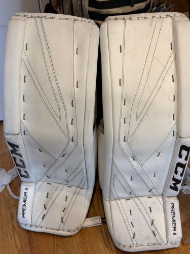 34" CCM Premier II Pro Goalie Leg Pads (Used)