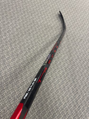 Senior Red Bauer Nexus Tracer Right Handed Hockey Stick P92 65 Flex (New)
