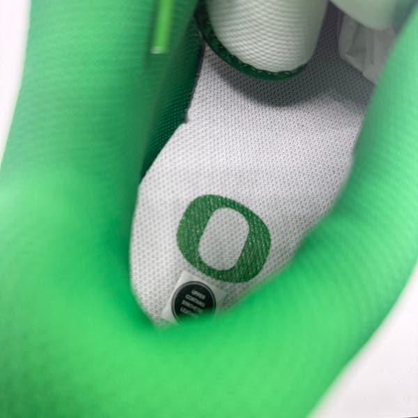 Nike Alpha Menace Oregon Ducks Team Issued PE Football  display picture 3