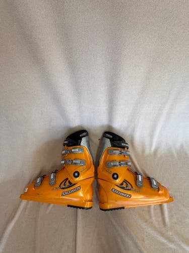 Mondo 29 & 29.5 Unisex Salomon X Scream 7.0 Ski Boots (Used)