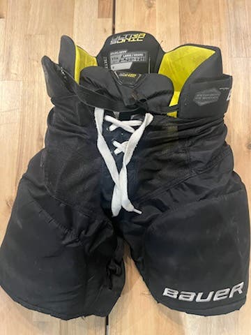 Youth Large Bauer Supreme Ultrasonic Hockey Pants (Used)