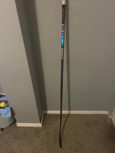 Junior CCM Ribcor Trigger 9 Pro Right Handed Hockey Stick P28 50 Flex (Used)