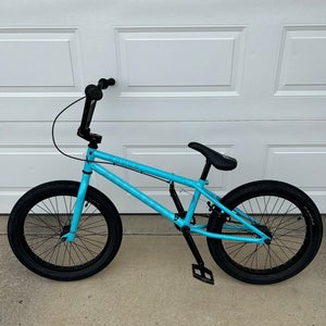 Free Agent Novus BMX Bike (Used)