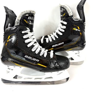 Bauer Supreme M5 Pro Hockey Skates Size 6.5 (Used)