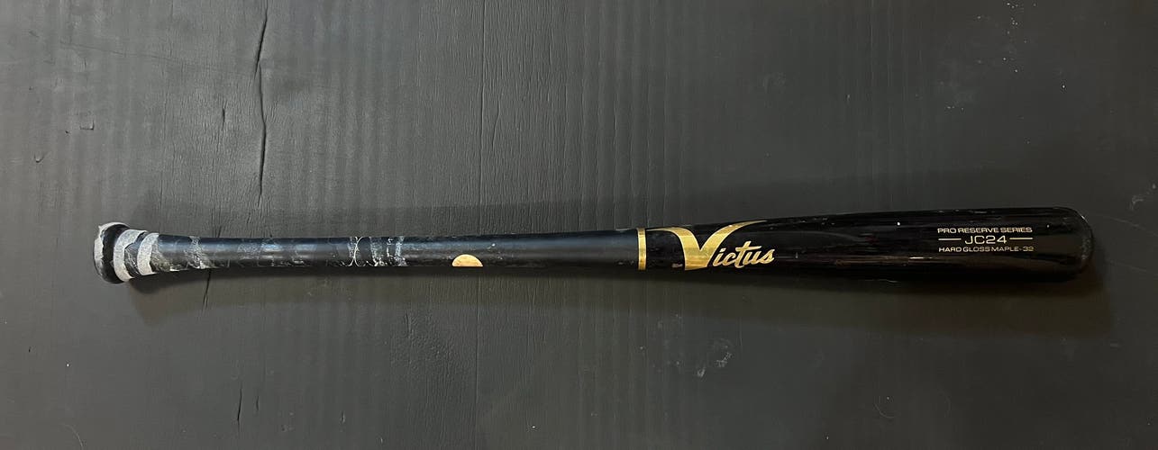 2018 Victus Pro Reserve JC24 Maple BBCOR Certified Bat (-3) 29 oz 32" (Used)