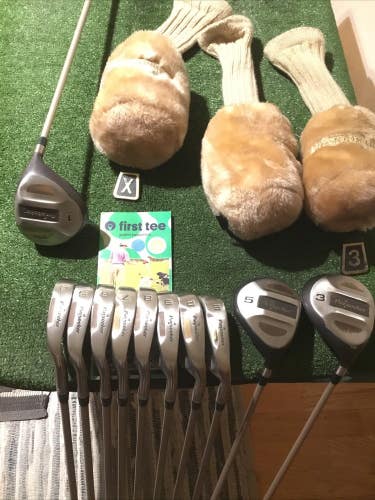 Pinseeker TPW-III Oversize Full Set (D, 3W, 5W, 4-PW-SW) Seniors Lite Graphite