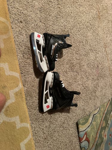 Black 2025 Bauer Vapor Flylite Hockey Skates 9 (New)