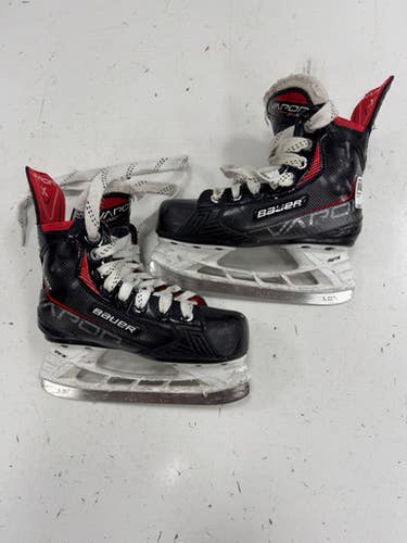 Used Bauer Vapor 3x Pro Youth Hockey Skate Youth 13.5 11860-s000310024