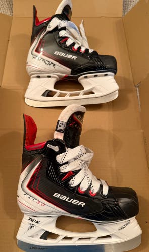 2025 Bauer Vapor Fly30 Hockey Skates Regular Width Size 1.5 (Like New)