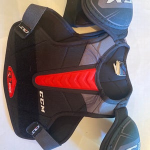 Men's Medium Junior CCM QLT Edge Shoulder Pads (Used)