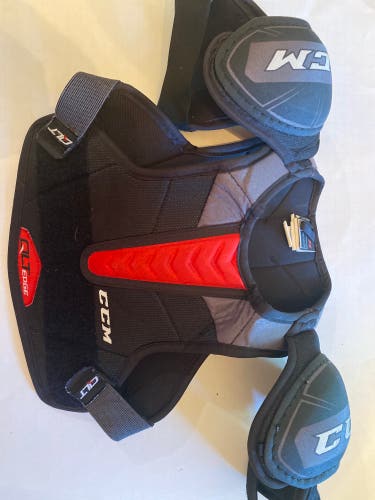 Men's Medium Junior CCM QLT Edge Shoulder Pads (Used)