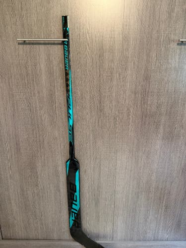 Intermediate Bauer Pulse Regular Goalie Stick 23" Paddle (Used)
