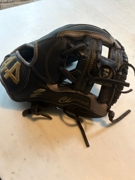 2024 44 Pro RH Custom Youth Baseball Glove 11" (Used)