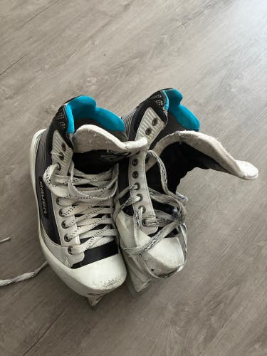 2013 Bauer Reactor 4000 Hockey Goalie Skates Regular Width 8.5 (Used)