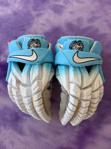 UNC Nike Vapor Elite Gloves - White to Carolina Blue Fade
