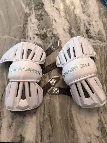 Medium Adult Maverik Max Arm Pads (Used)