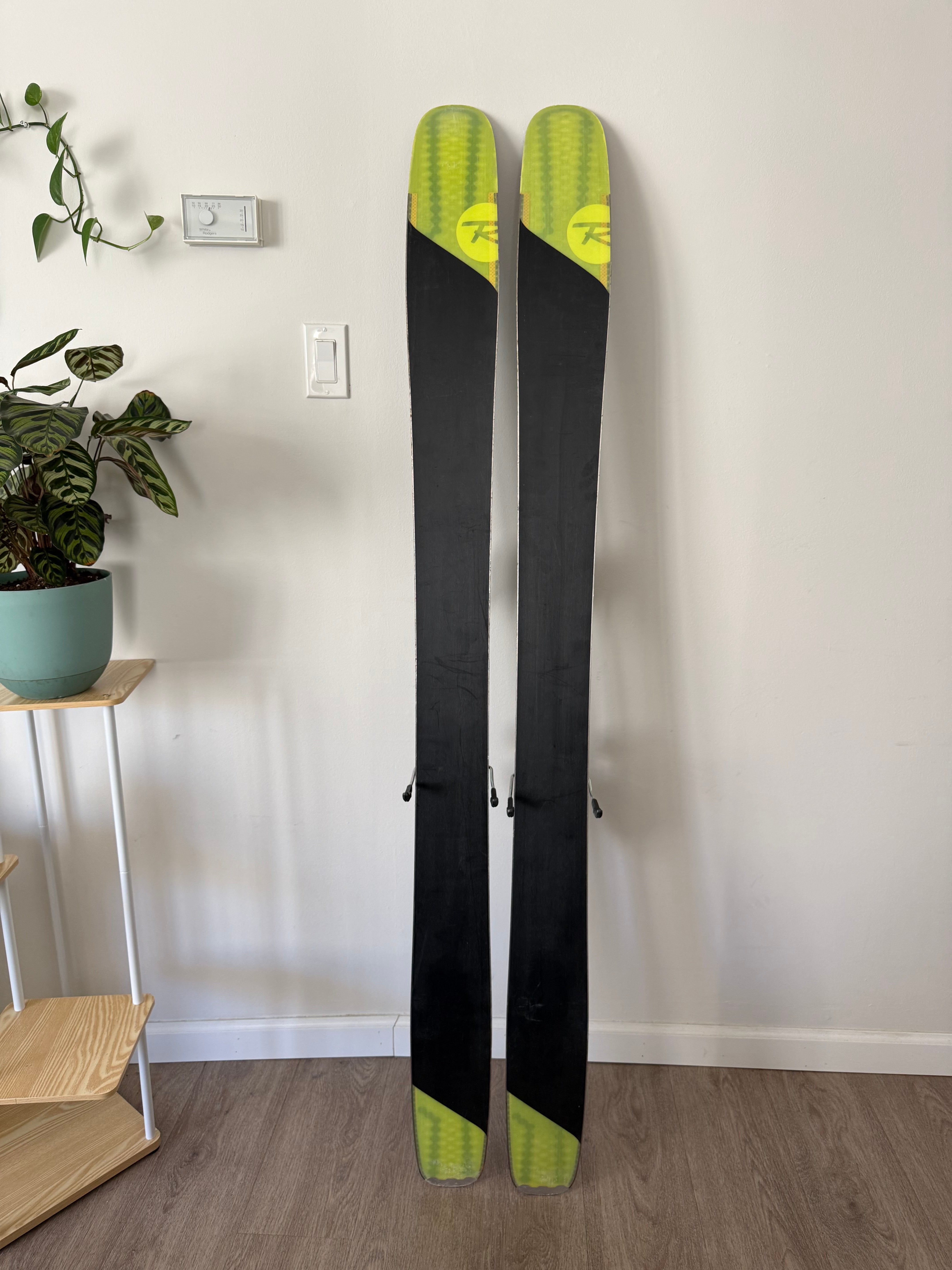 Unisex 2012 With Bindings Rossignol Super 7 Powder Skis 188