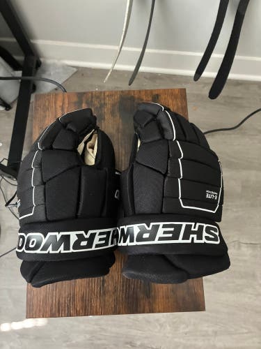 Sher-Wood HOF 5030 Gloves 13" (Used)