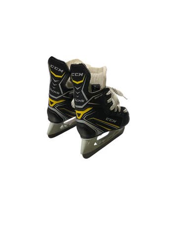 Used Ccm 9042 Youth Hockey Skate Youth 08.0 11847-s000036498