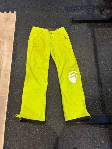 Green Medium Women's SYNC Pants (Used)