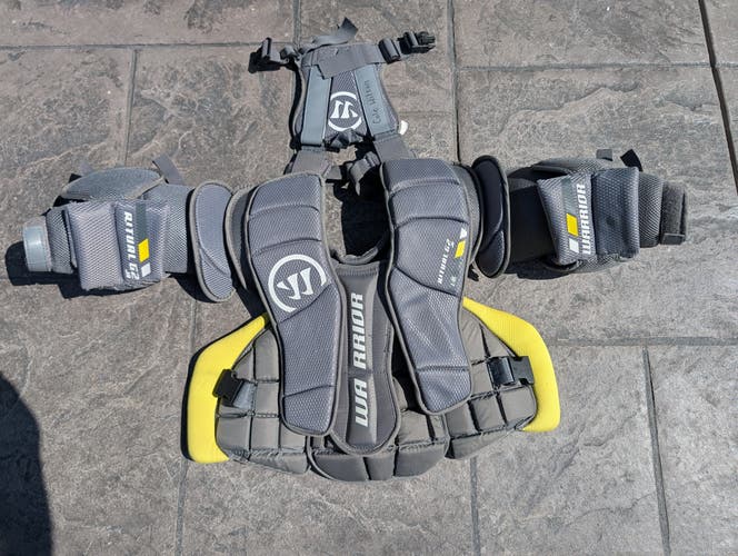 Large/Extra Large Warrior Ritual G2 Goalie Chest Protector (Used)