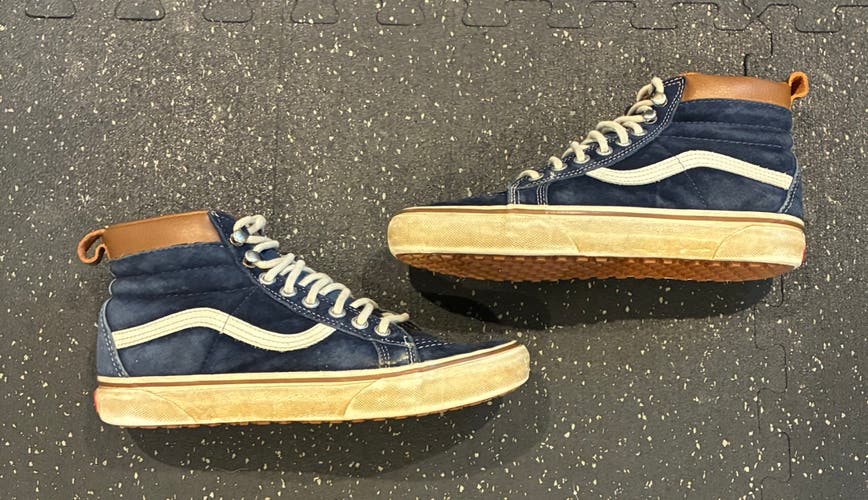 Unisex Size M 7.0 (W 8.0) Adult Vans Old Skool Shoes (Used)