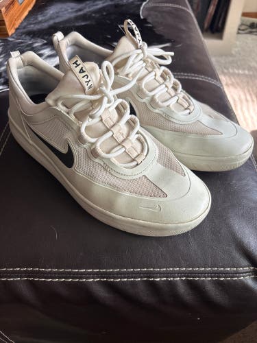 Nike SB Nyah II