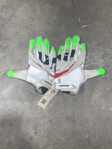 Phenom Football Gloves (Used)