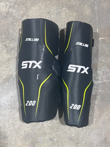 Large Youth STX Stallion 200 Arm Pads (Used)