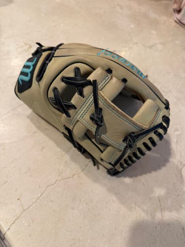 2025 Marucci Oxbow RH Infield Baseball Glove 11.5" (Used) - youth