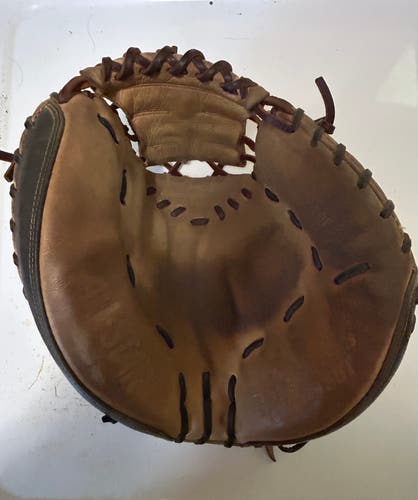 All Star Pro elite RH Catcher's Baseball Glove 33.5" (Used)