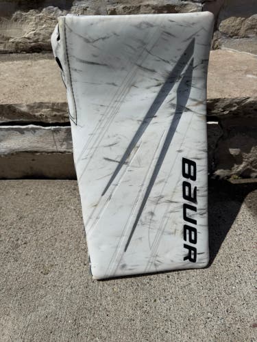 Bauer Vapor Hyperlite 2 Full Right (Used)