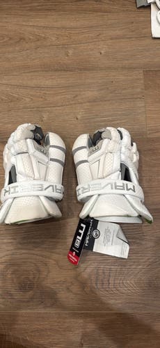 Maverik M6 Lacrosse Gloves (New)