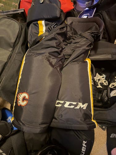 Senior Medium CCM HPTK Hockey Pants Pro Stock (Used)