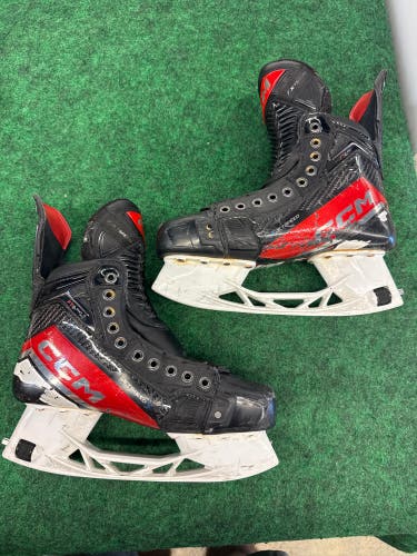 Senior CCM JetSpeed FT6 Pro Hockey Skates (Regular) Size 7.5 (Used)