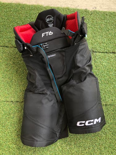 Junior Large CCM JetSpeed FT6 Hockey Pants (Used)