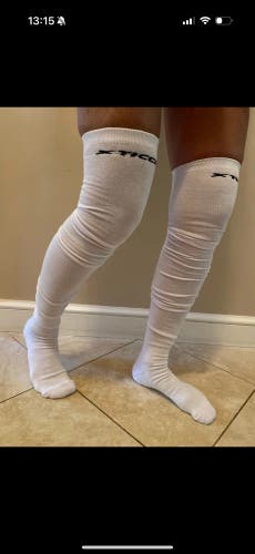 Xticca Over The Knee Compression Socks Athletic Unisex White One Size