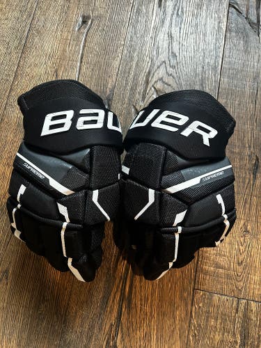 Bauer Supreme Mach Gloves 14" (Used)