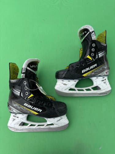 Junior Bauer Vapor X4 Hockey Skates | Size 1 Regular Width