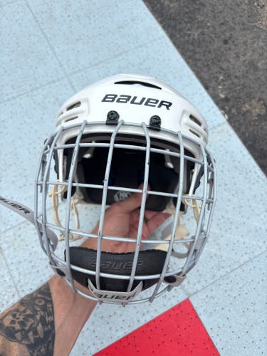 Small Bauer 5100 Helmet (Used)