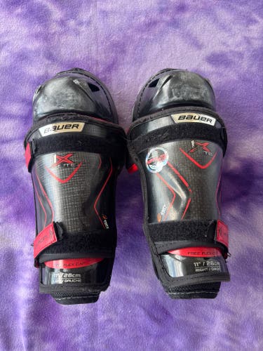 Junior Bauer Vapor 1X Lite Shin Pads 11" (Used)
