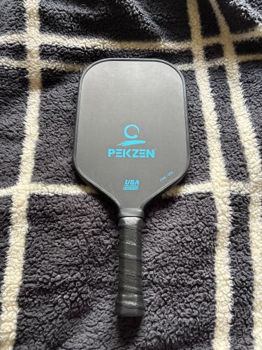 *BEST OFFER* Black Pickleball Paddle (New)