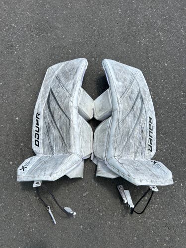 Intermediate XS Bauer Vapor X5 Pro Goalie Leg Pads