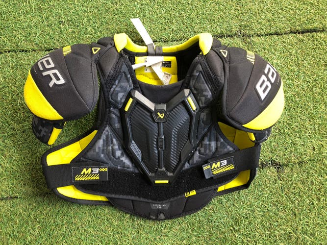 Junior Small Bauer Supreme M3 Shoulder Pads (Used)