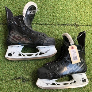 Intermediate CCM JetSpeed FT675 Hockey Skates Size 4 | CCM Regular Fit (Used)