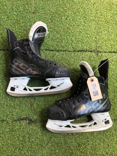 Intermediate CCM JetSpeed FT675 Hockey Skates Size 4 | CCM Regular Fit (Used)