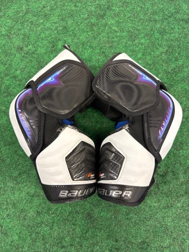 Bauer Vapor Flylite Elbow Pads (Used) | Senior Medium